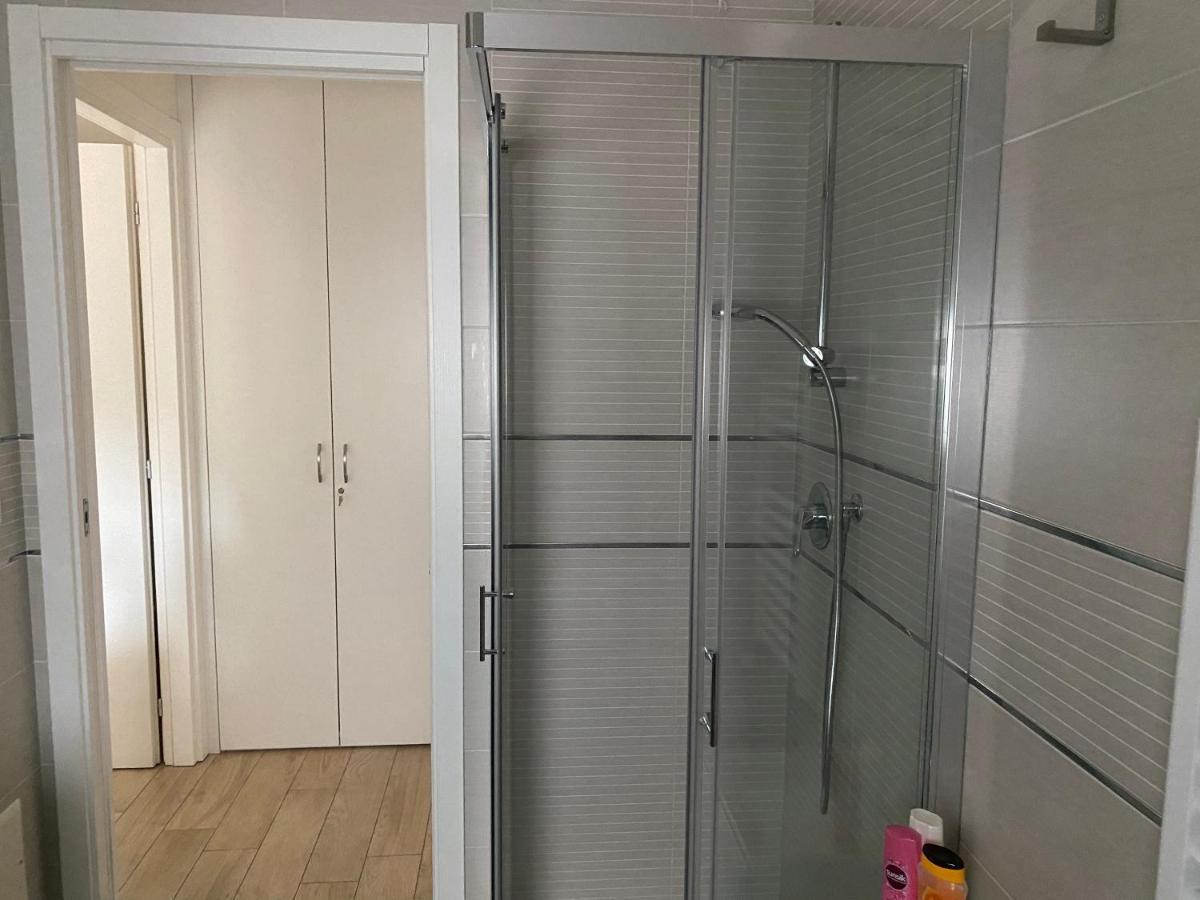 Casa Bormio Lägenhet Saronno Exteriör bild